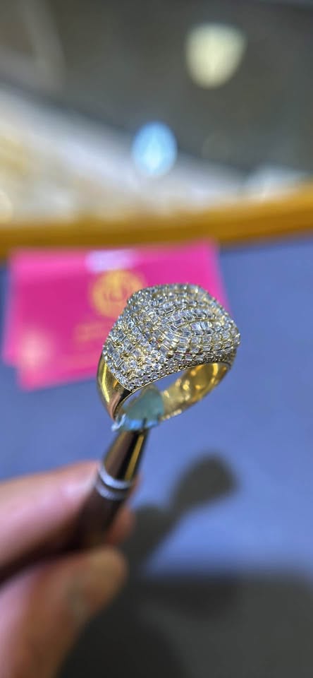 14K GOLD BAGUETTE CZ RING