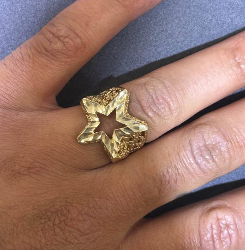 10KT GOLD STAR ⭐️ NUGGET RING