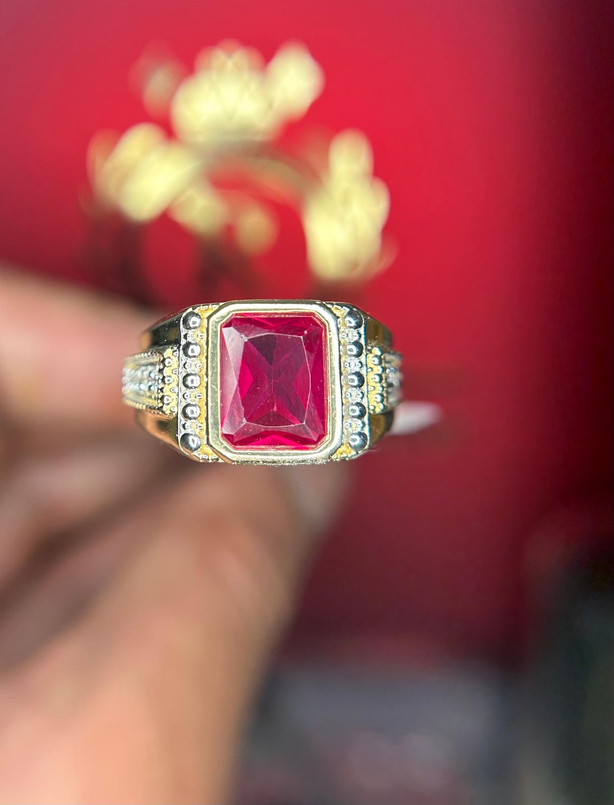 14Kt Red Stone Signet Ring