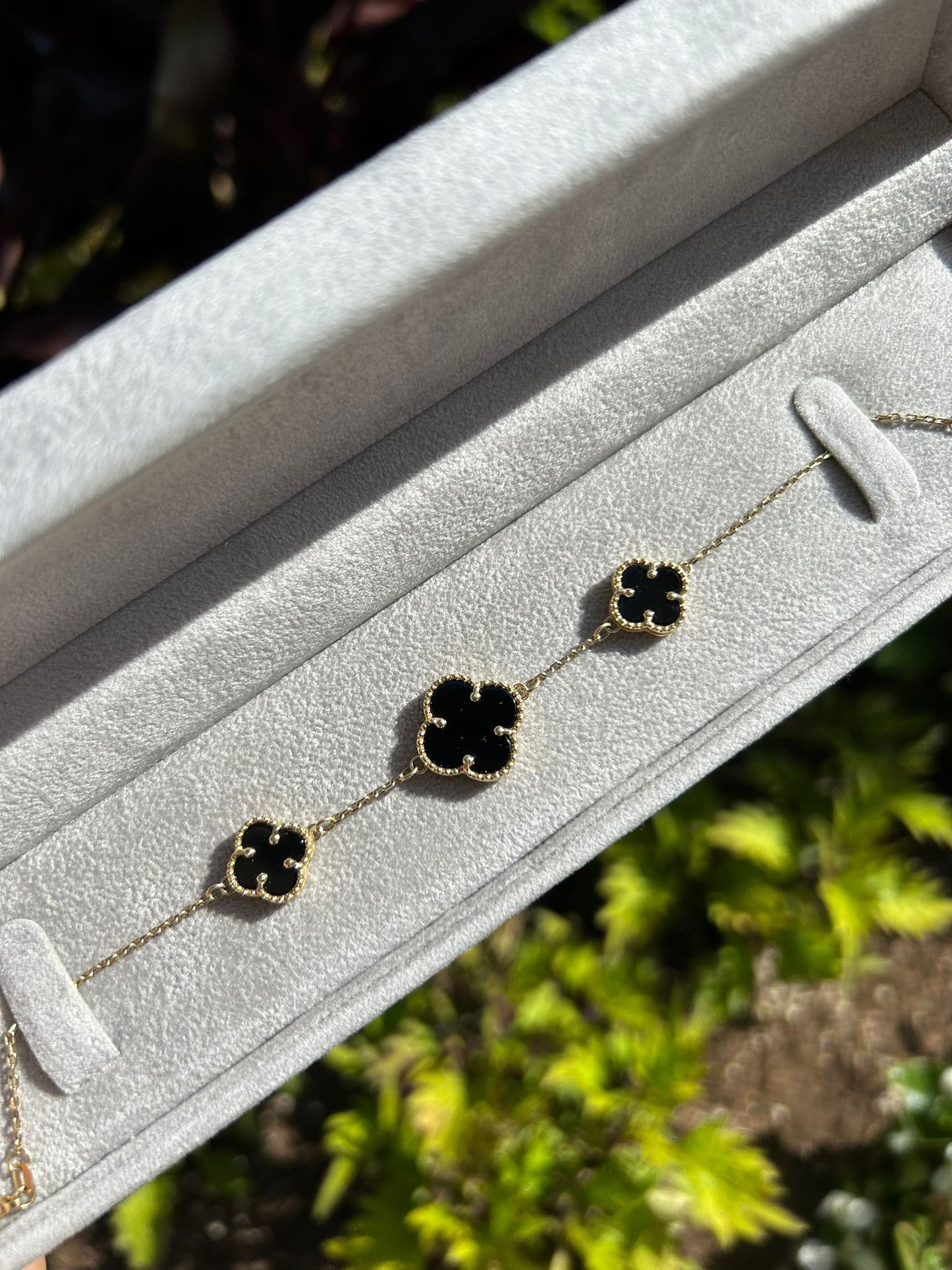 14KT GOLD LUCKY 3-CLOVER BRACELET