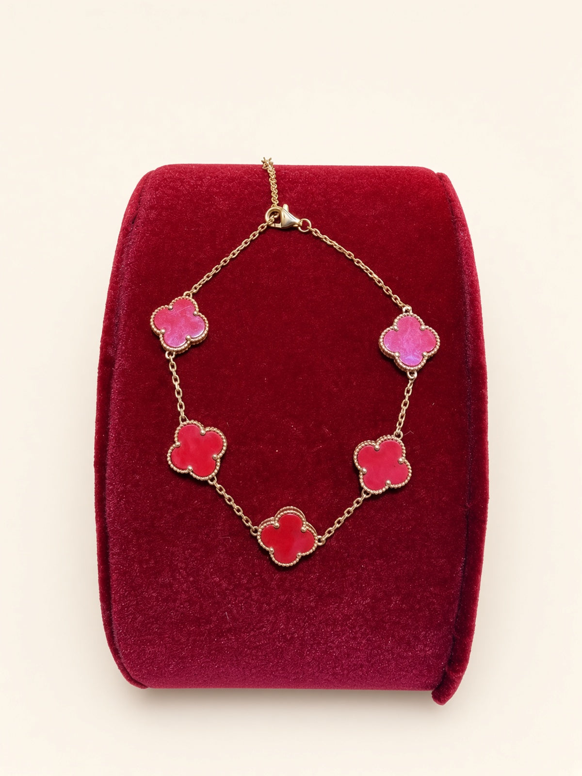 14KT Yellow Gold Carnelian Clover Bracelet – R485