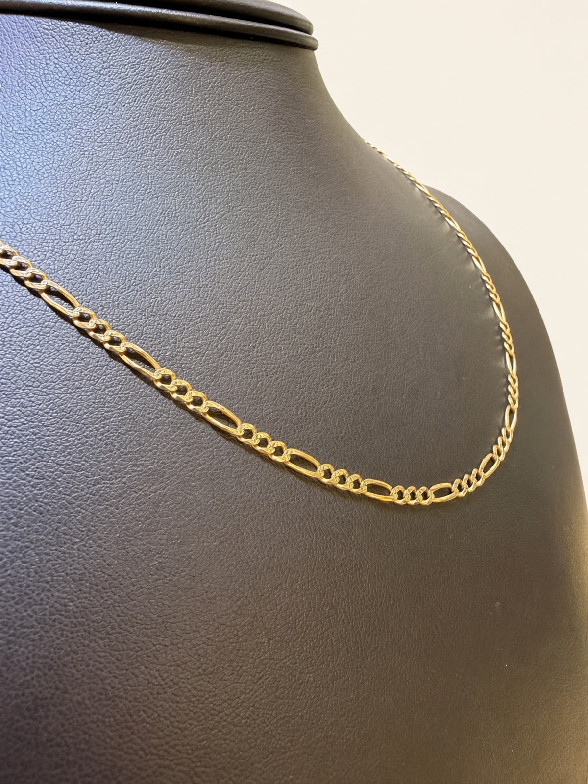 14K Yellow Gold Figaro Link Chain – 18" | 3mm | R1994