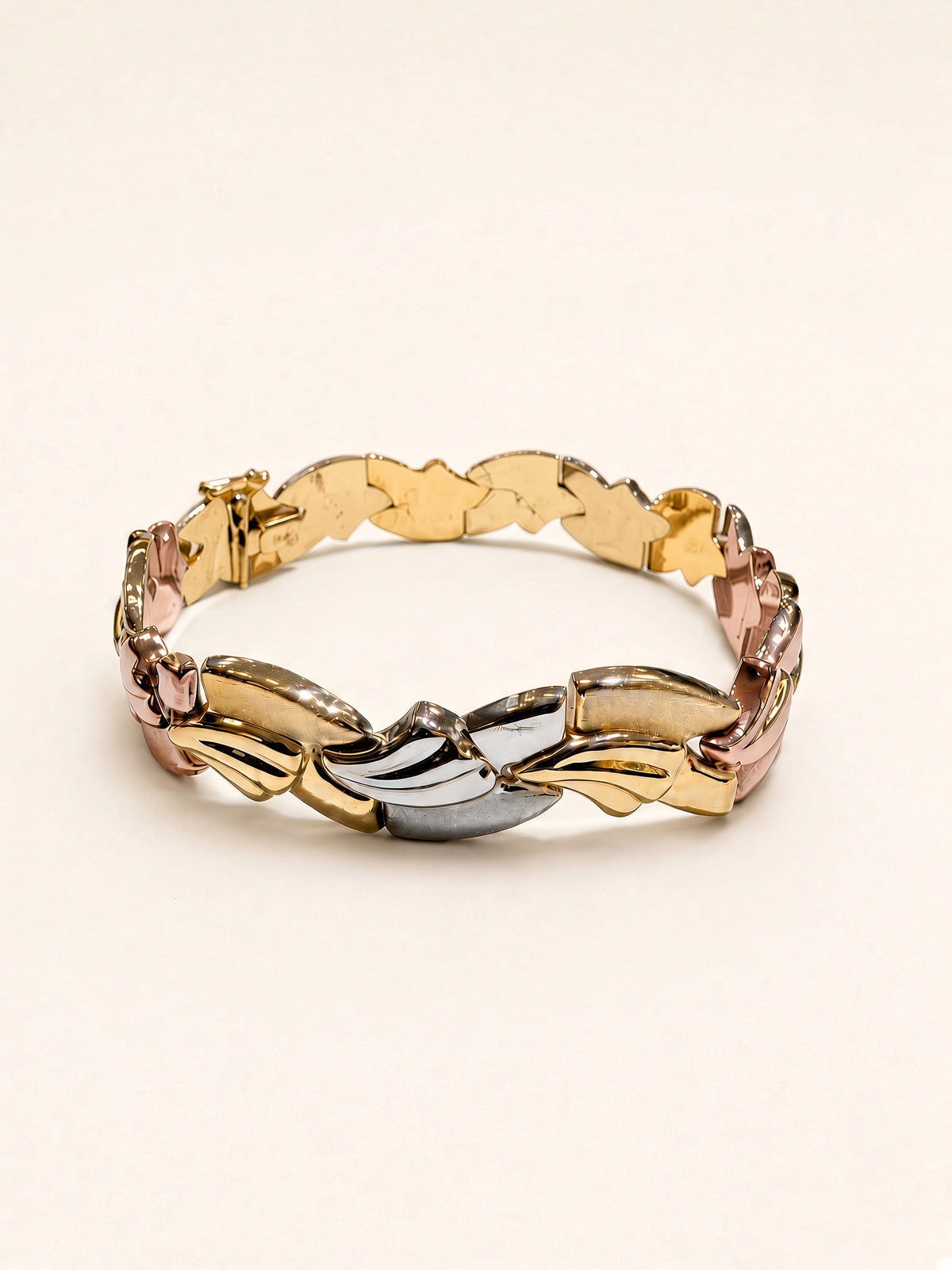 14KT Three-Tone Gold Fancy Bracelet 11mm 8" – R163