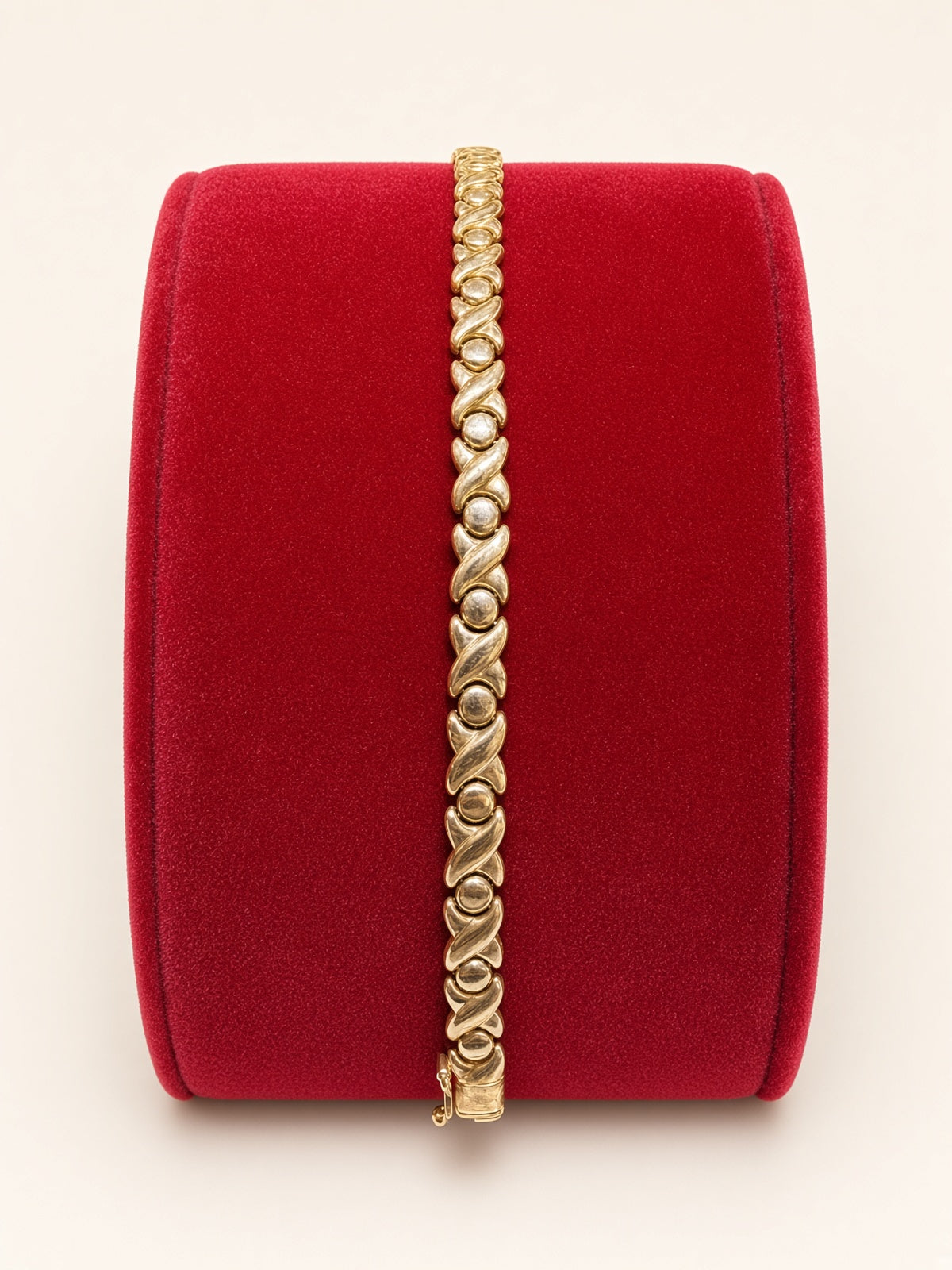 14KT Yellow Gold X&O Bracelet 6.3mm 7" – R193