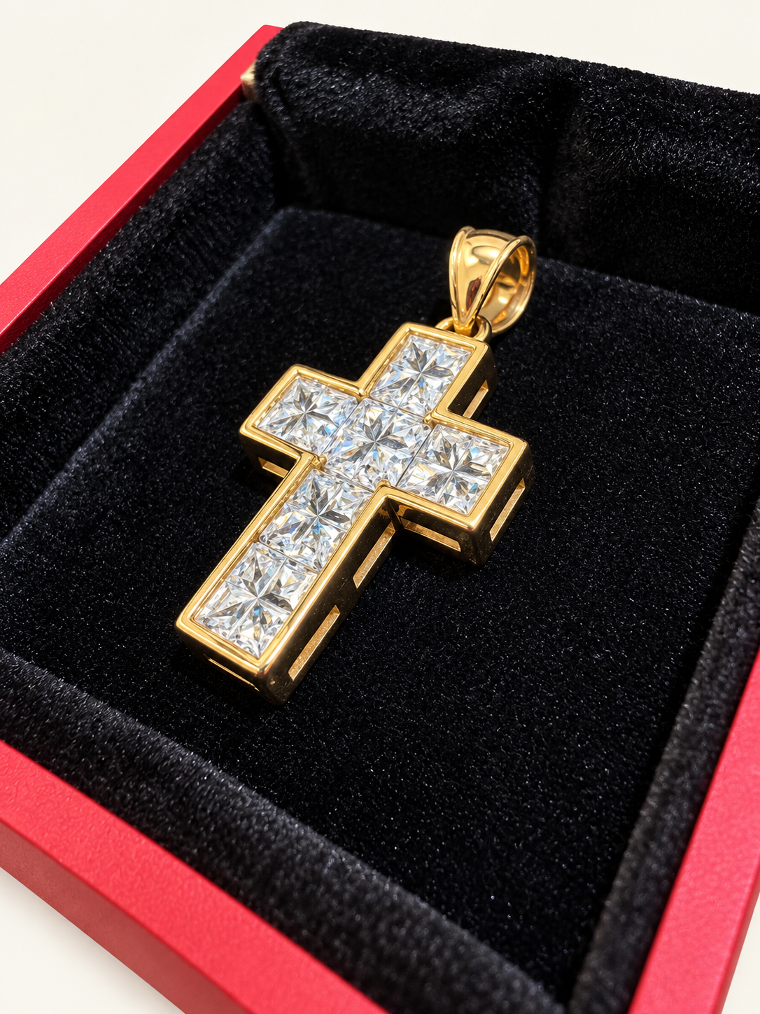 14KT Yellow Gold Crystal CZ Cross Pendant – R792