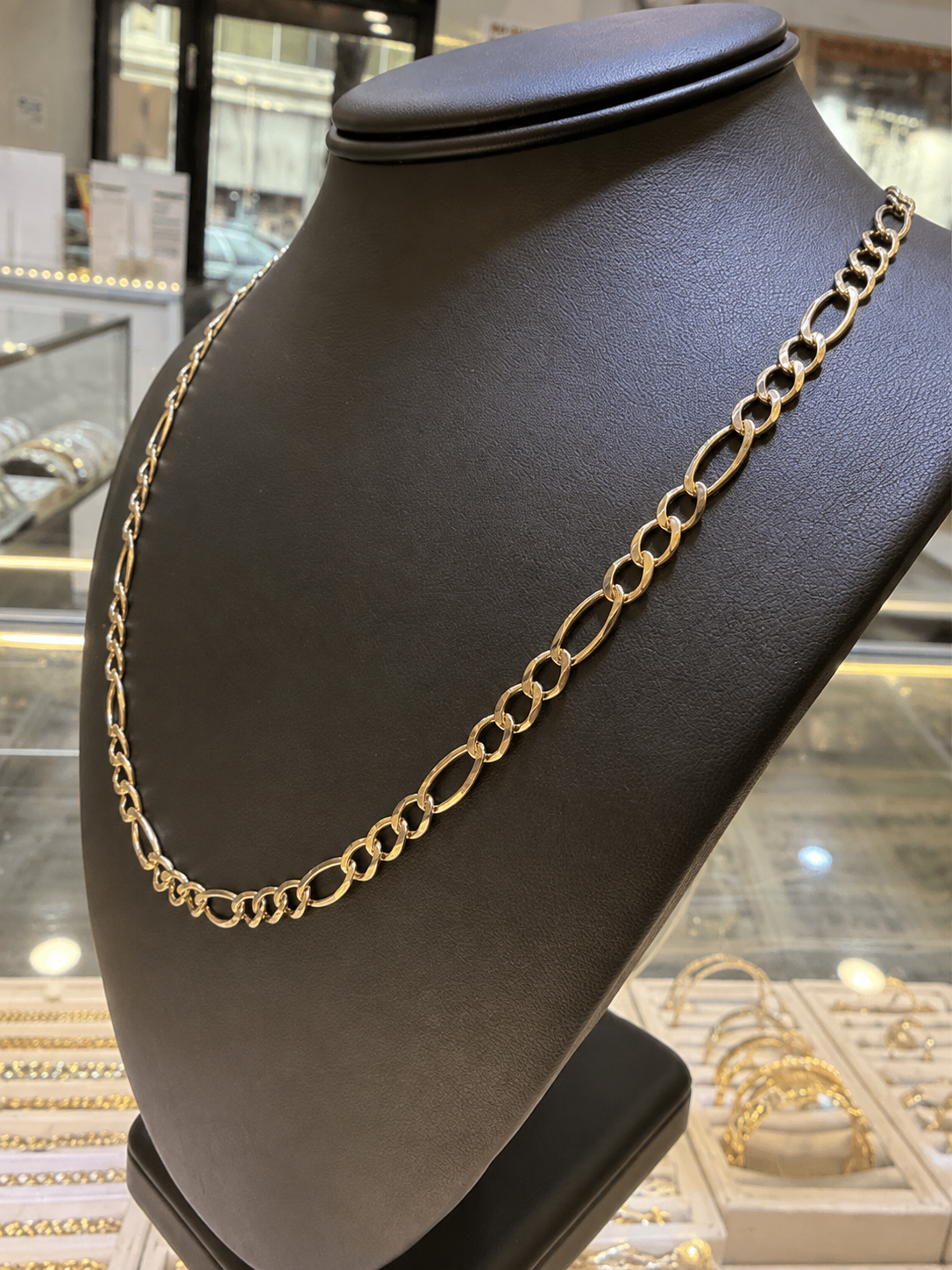 10K Yellow Gold Figaro Link Chain – 20" | 5.5mm R2350