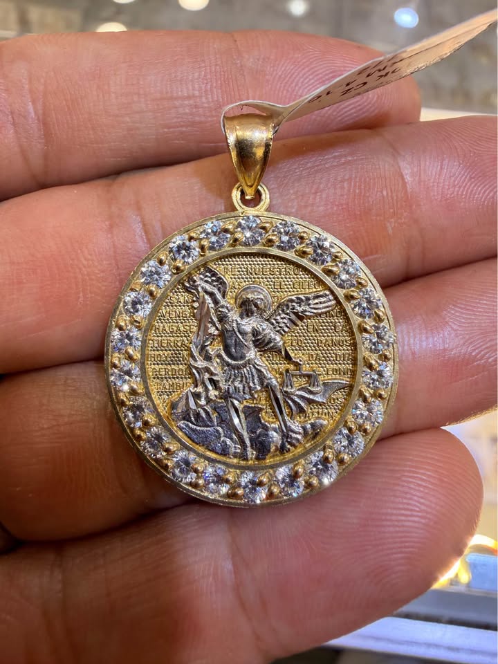 10K Yellow Gold CZ St. Michael Pendant – 1" | R772