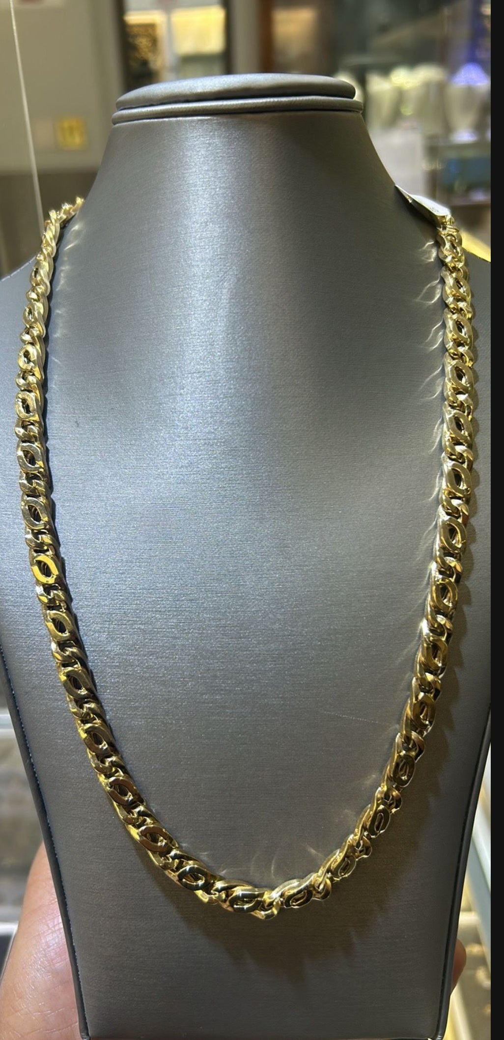 14KT YELLOW GOLD FIGARO CHAIN