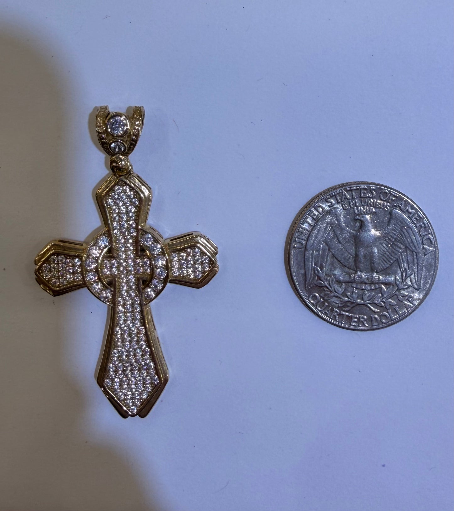 10K Yellow Gold Cross Pendant – R654