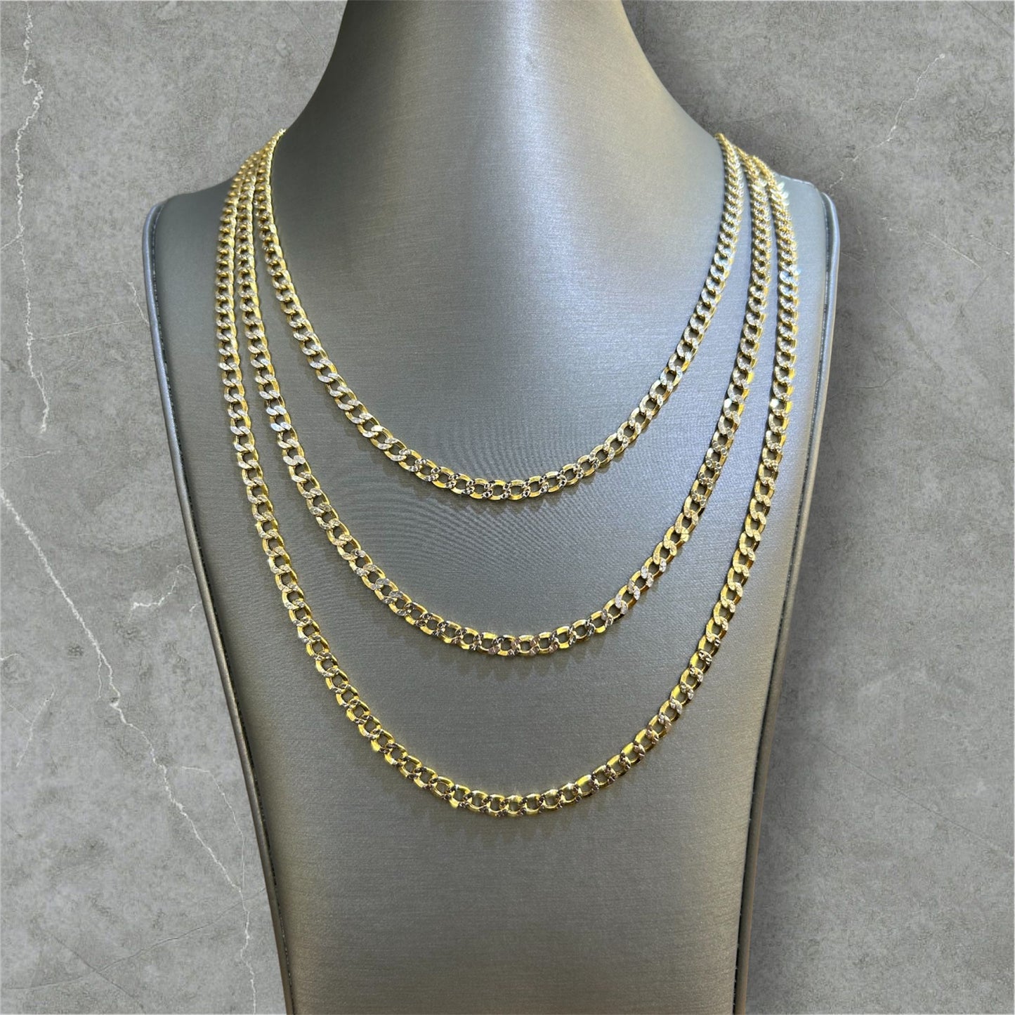 Diamond Cut Curb Chain in 10K Yellow Gold