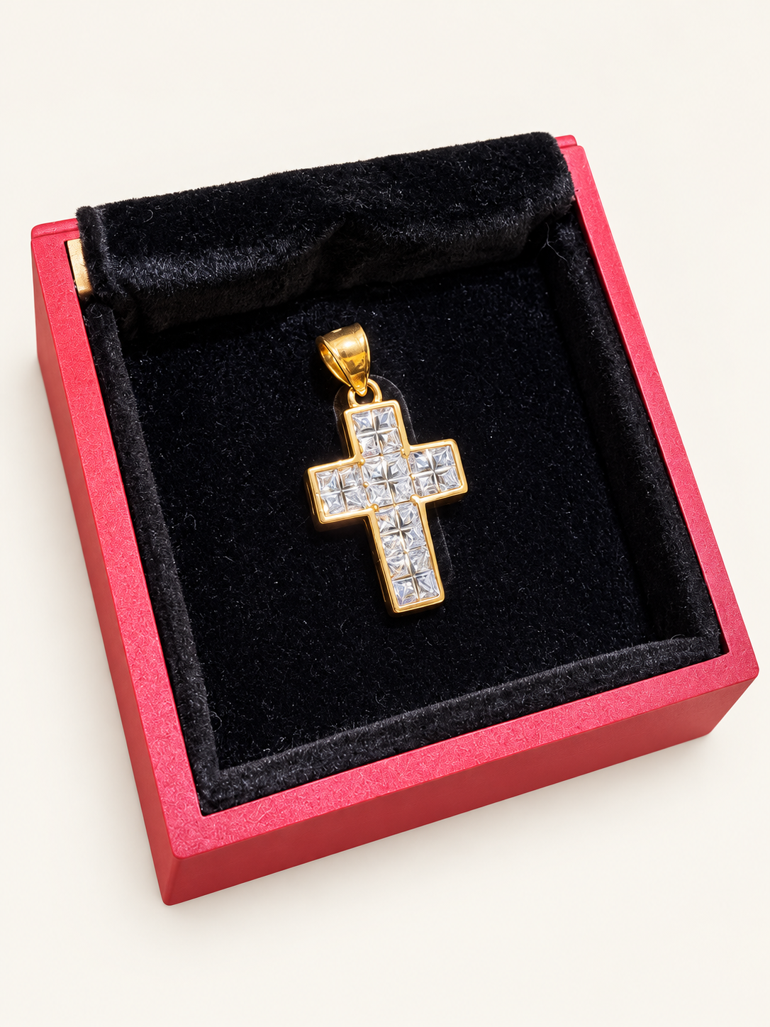 14KT Yellow Gold Crystal CZ Cross Pendant – R792