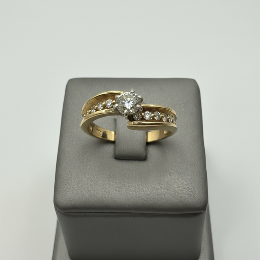 14K Yellow Gold Diamond Ring Size 9 – R1425