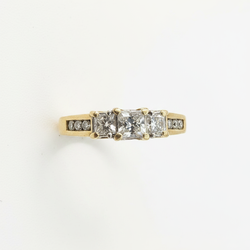 14K Yellow Gold Diamond Ring Size 9 – R1359