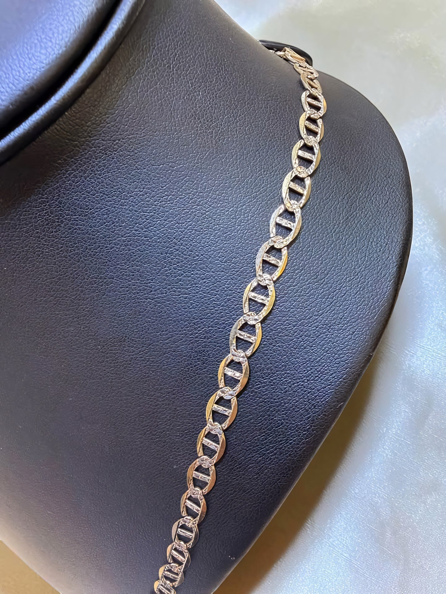 10KT GOLD MARINER LINK 2-TONE 24inches 5.5mm R1599