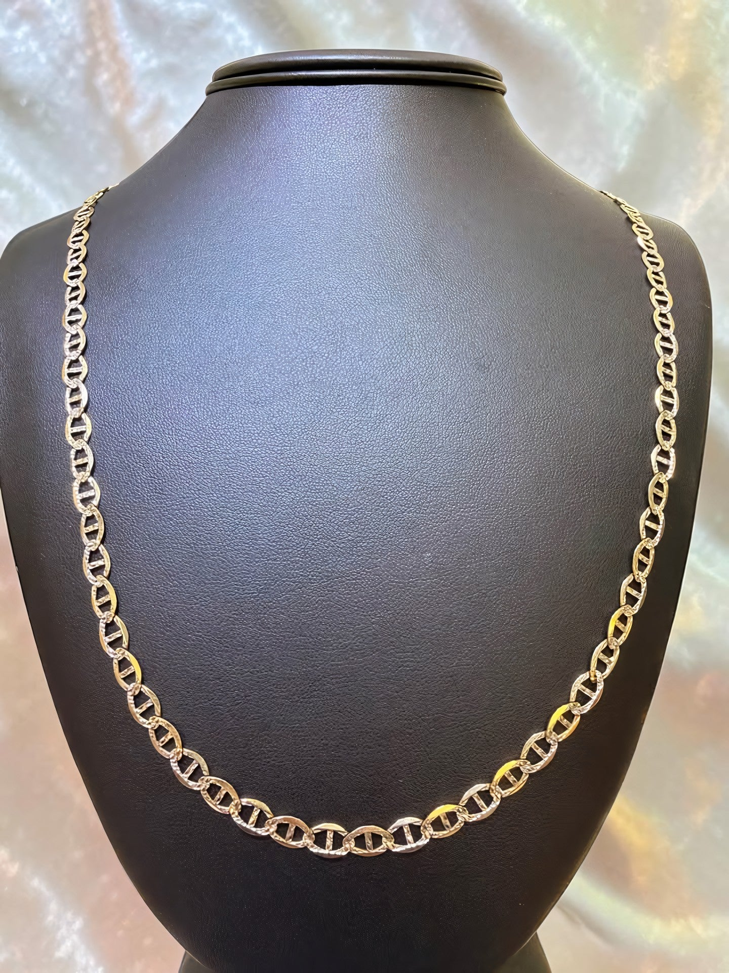 10KT GOLD MARINER LINK 2-TONE 24inches 5.5mm R1599