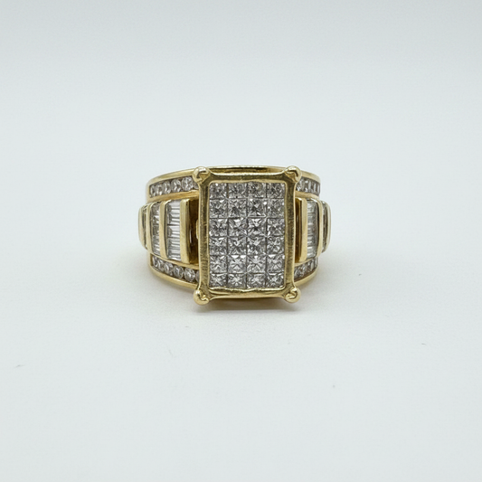 10K Yellow Gold Diamond Ring Size 7.5 – R1090