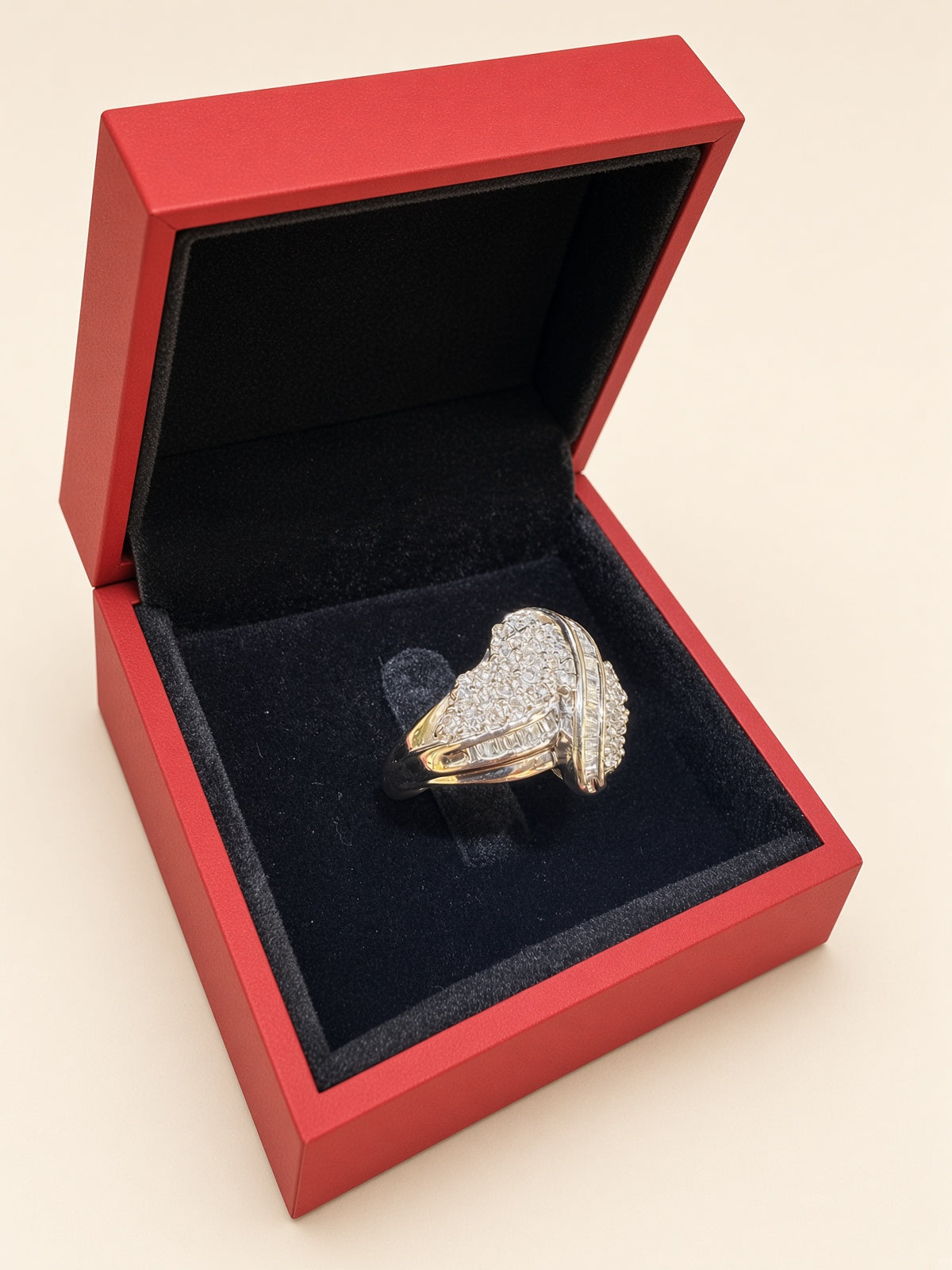 10K White Gold Natural Diamond Statement Ring | R1087