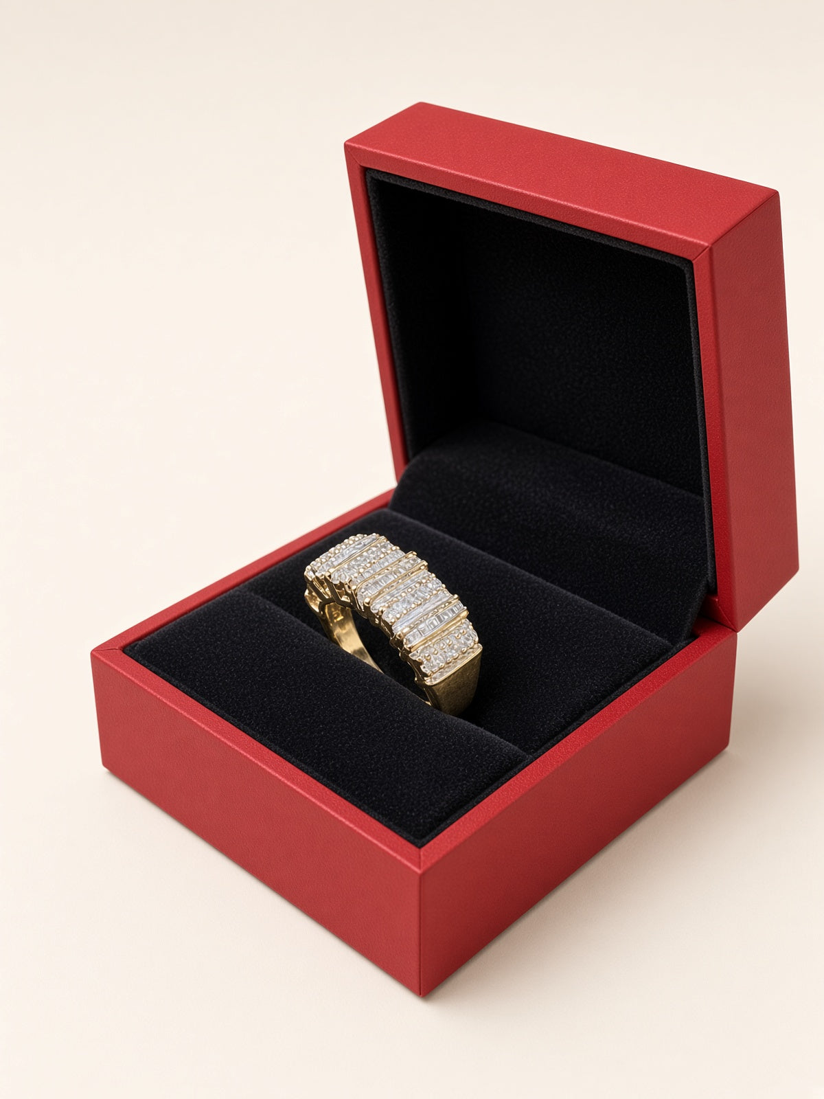 10K Yellow Gold Natural Diamond Band Ring – Size 7 | R1061