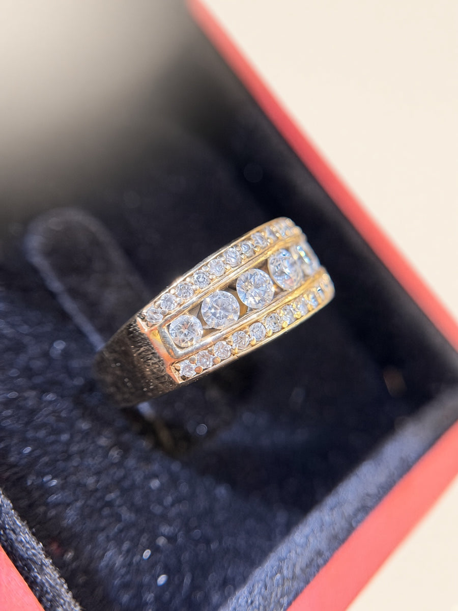 14K Yellow Gold Natural Diamond Band – | R1086