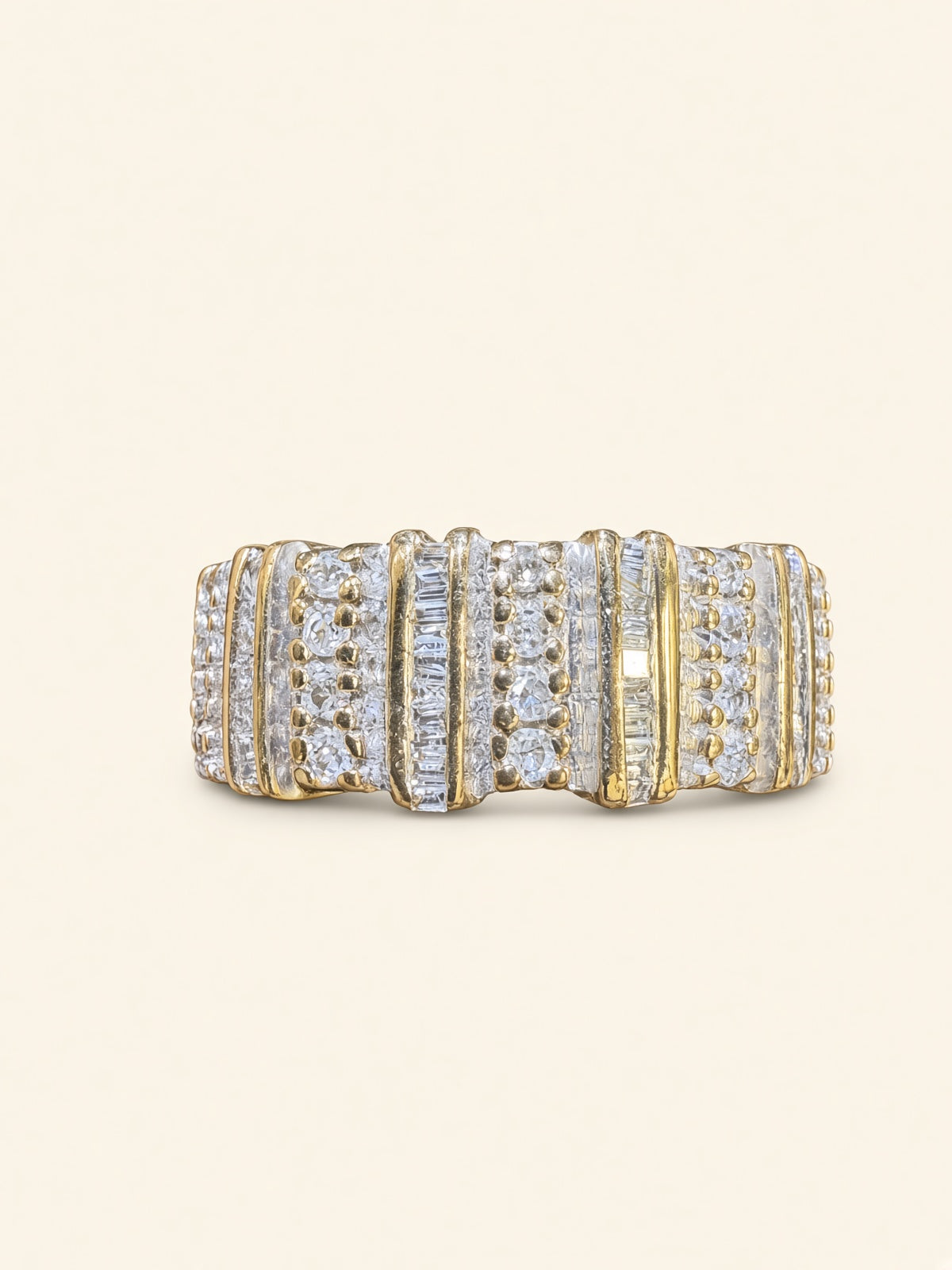 10K Yellow Gold Natural Diamond Band Ring – Size 7 | R1061
