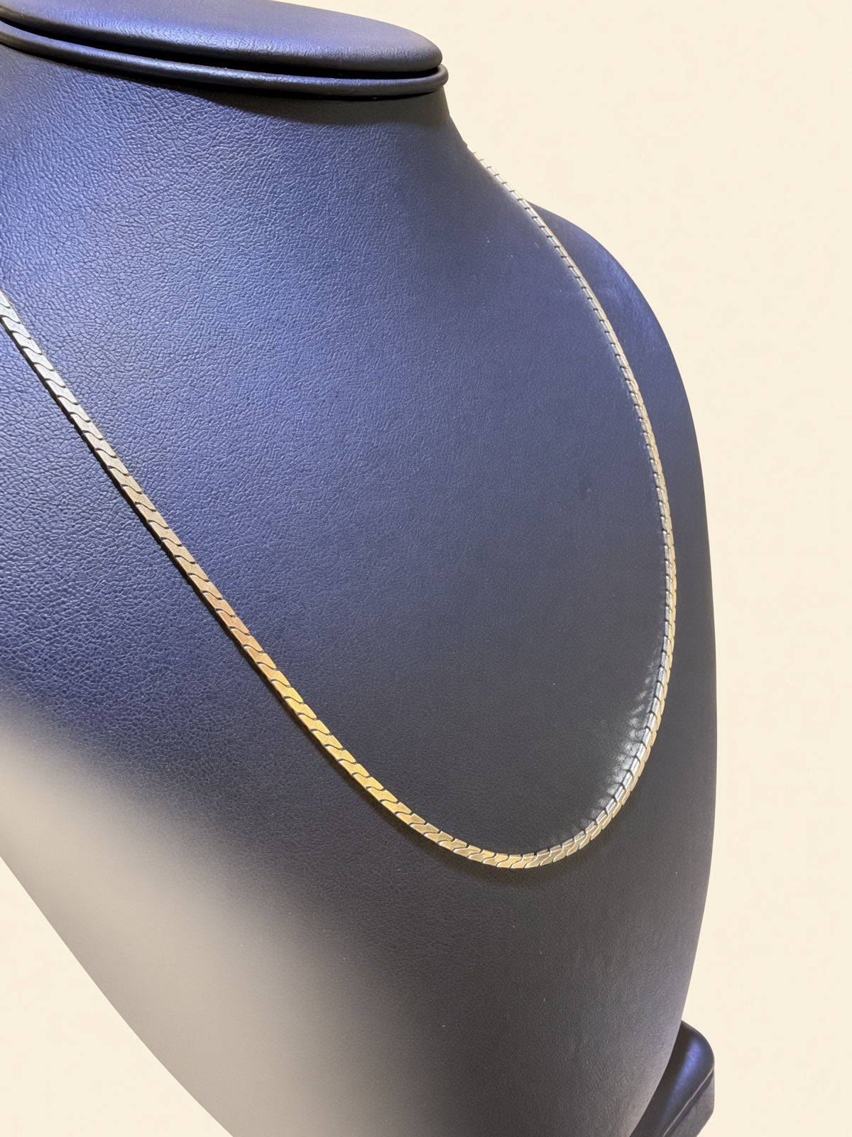 14K Yellow Gold Thick Flat Chain – 20" | 1.7mm | R1605