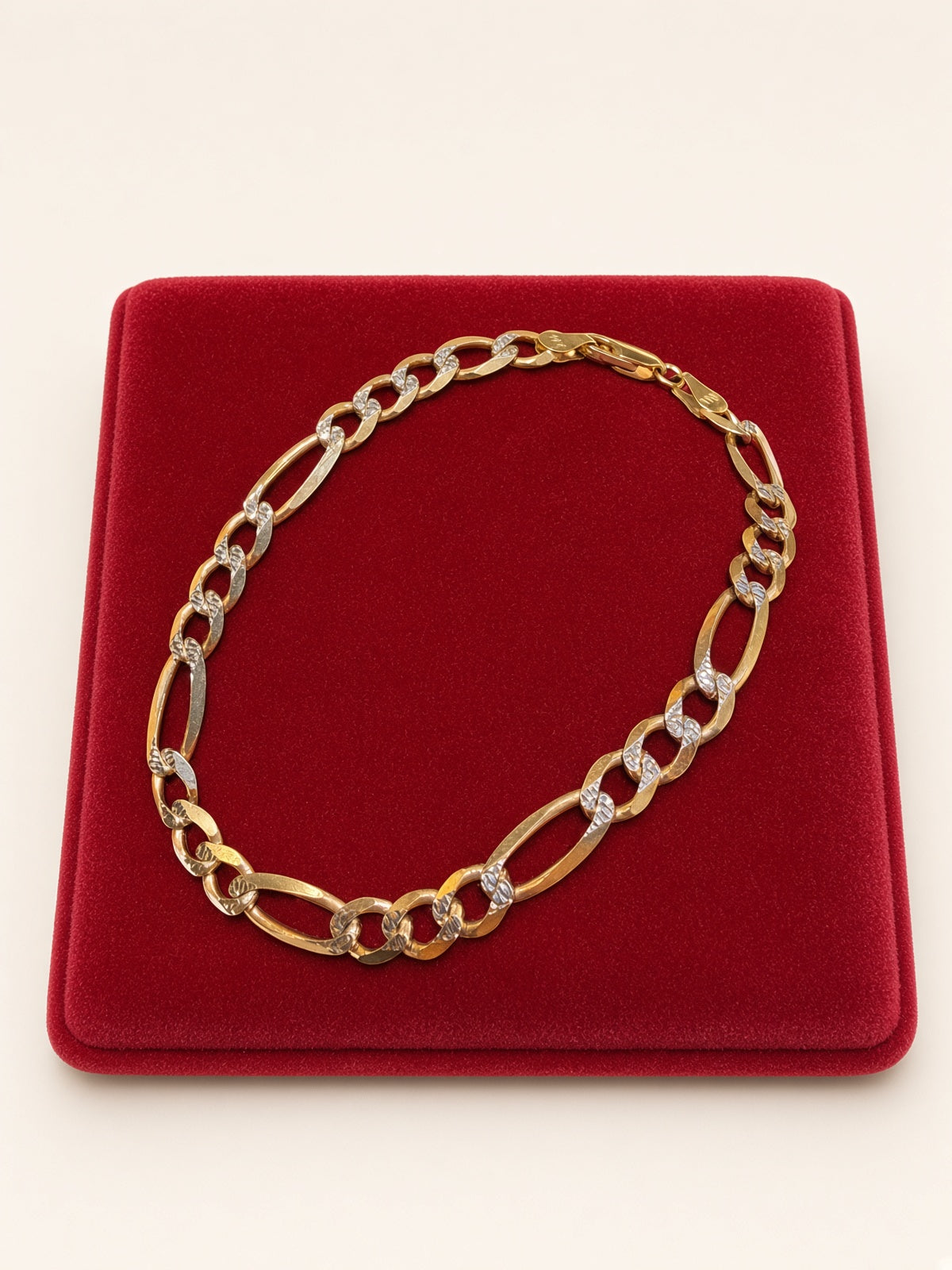 14KT Yellow Gold Diamond-Cut Figaro Bracelet 6mm 8"