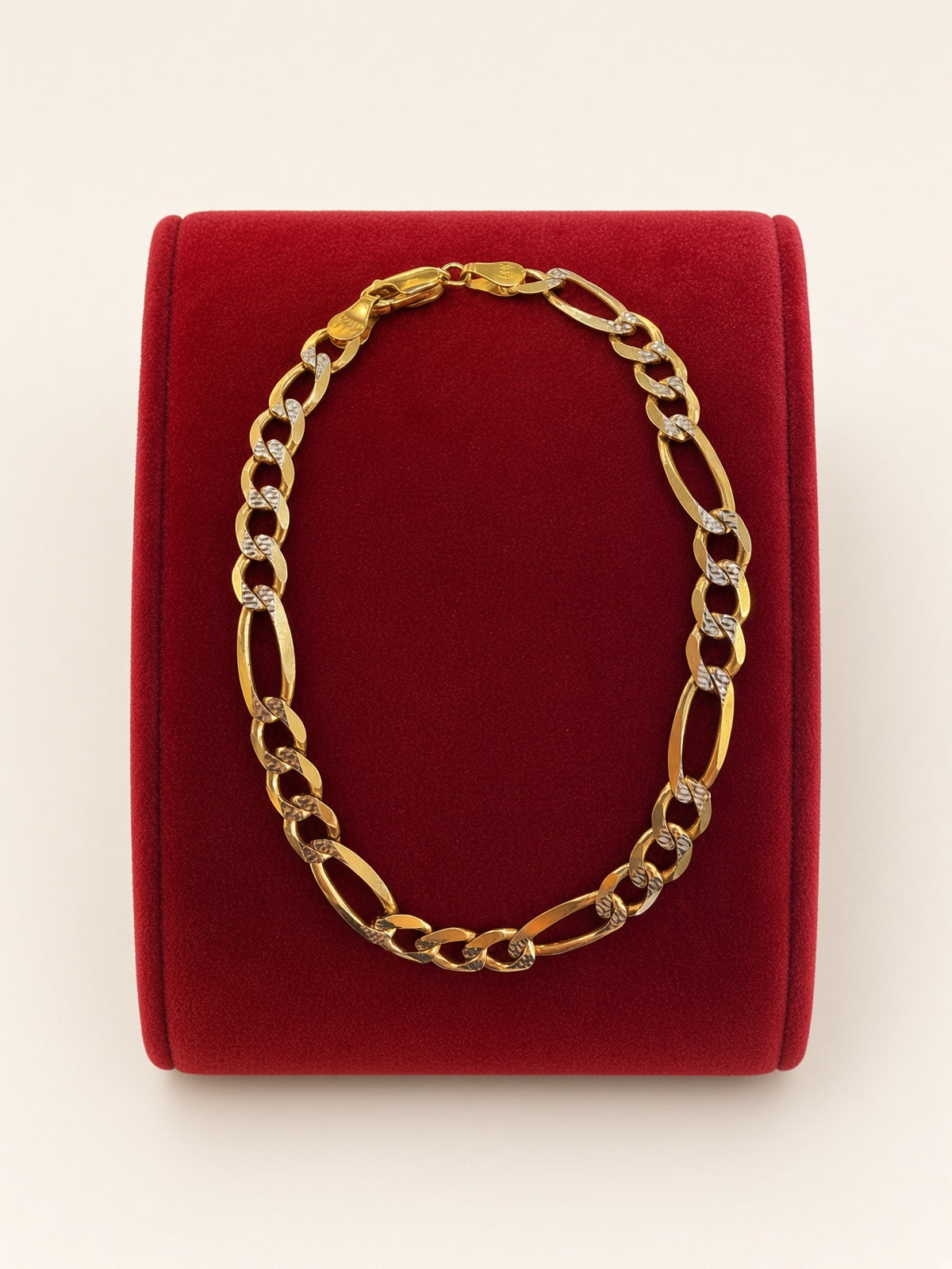 14KT Yellow Gold Diamond-Cut Figaro Bracelet 6mm 8"